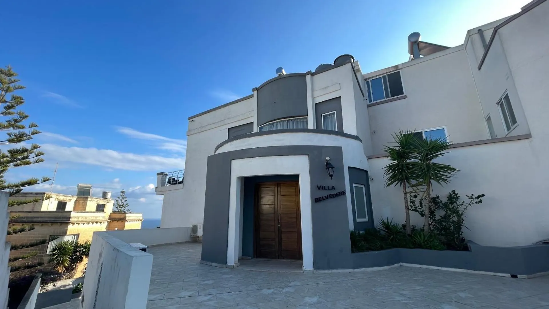 Villa Belvedere San Ġiljan Malta
